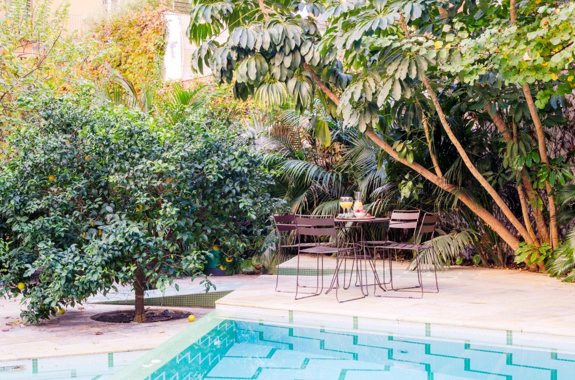 Aspasios City Oasis Apartments Barcellona Esterno foto