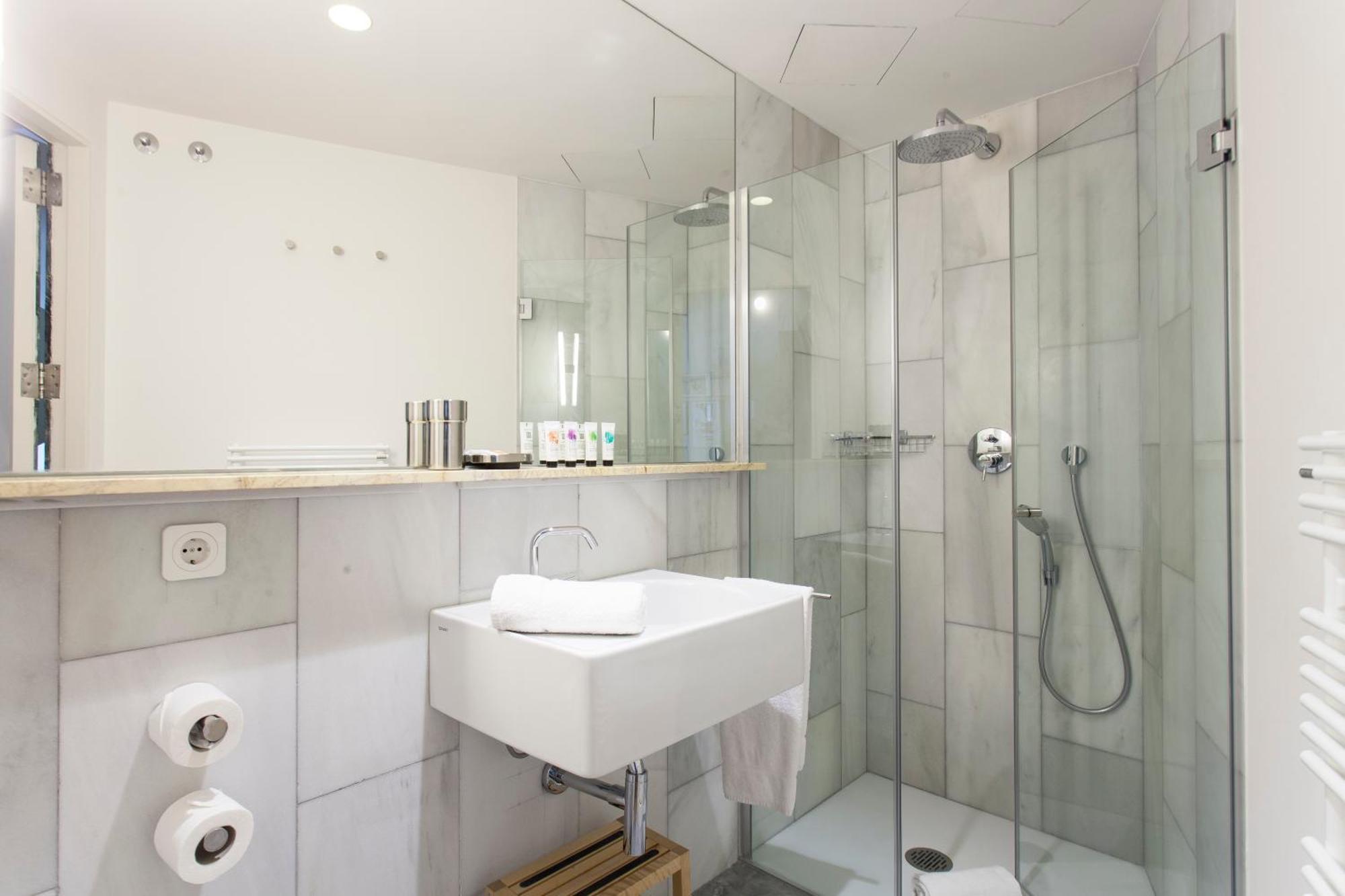 Aspasios City Oasis Apartments Barcellona Esterno foto